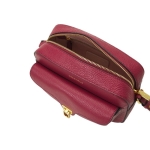 COCCINELLE дамска чанта Beat blue